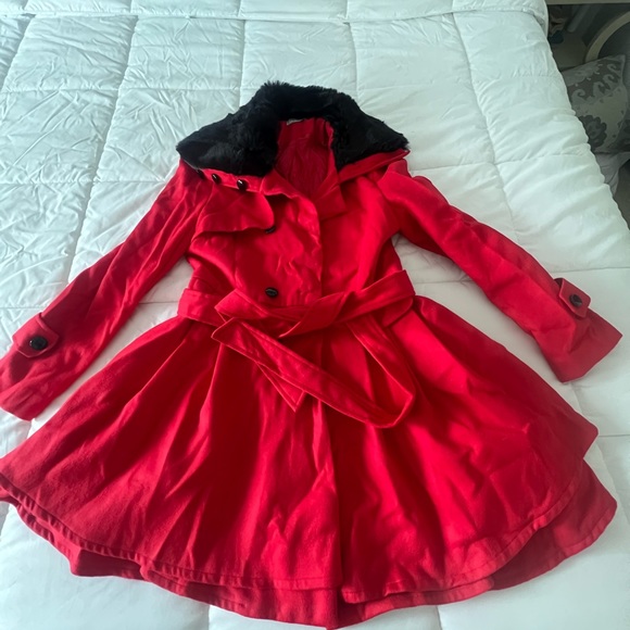 Red pleated pea coat - Picture 2 of 4